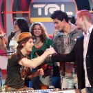 5B516445495D_MTV_TRL_With_Green_Day_And_The_Cast_Of__One_Tree_Hill_.jpg